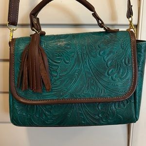 Elegant Green Embossed Leather Handbag